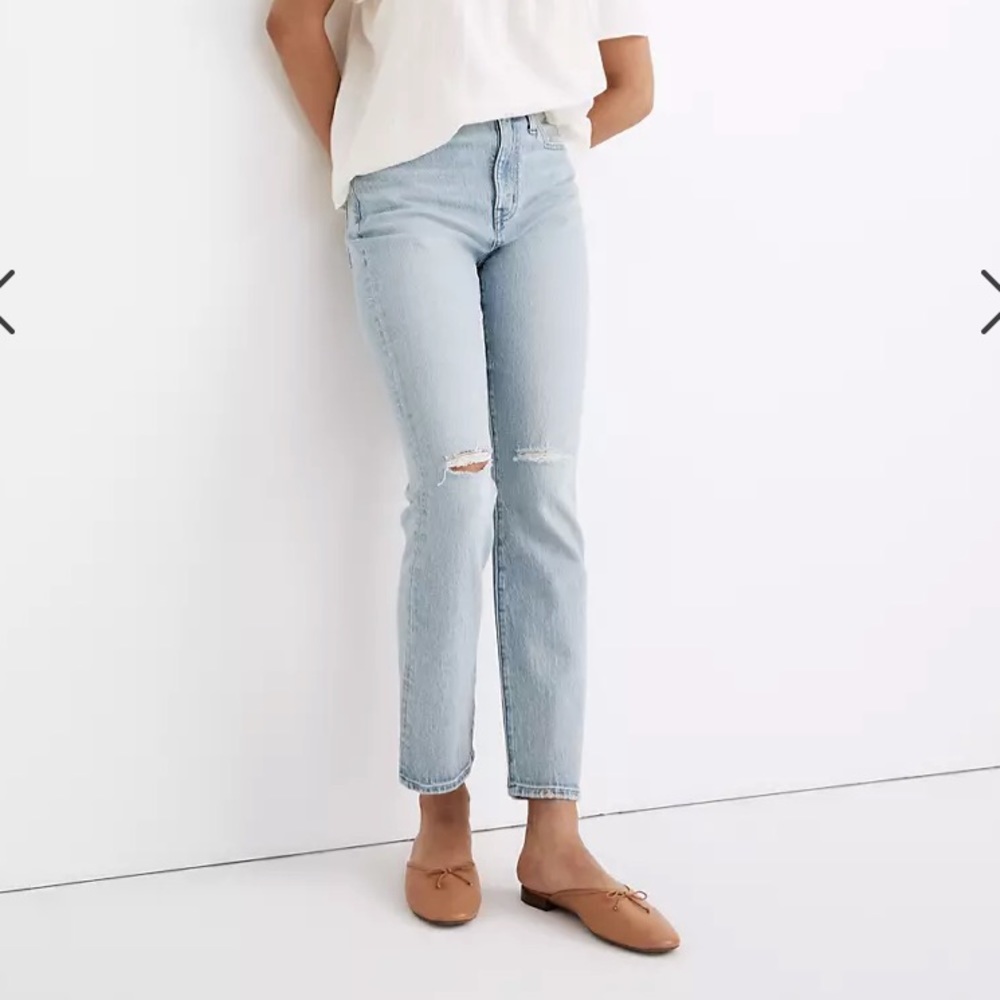 The THigh-Rise Slim Crop Boyjean Ripped Edition sz 30T